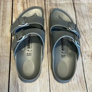 Birkenstock Arizona EVA Sandal Size 37 -US size 6.5.  EUC.  Grey/Silver